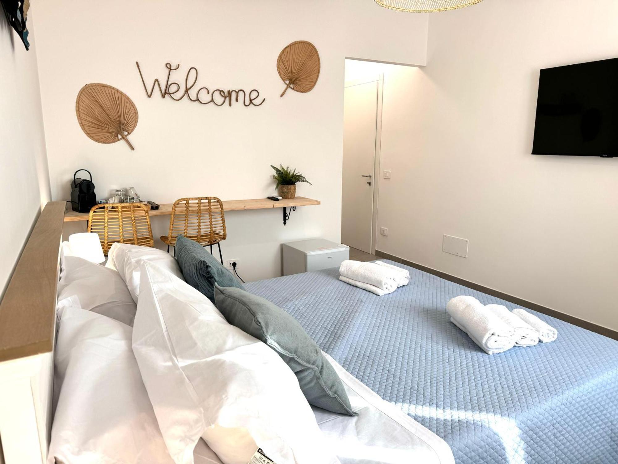 Suites Dreams Fiumicino Mare Bagian luar foto